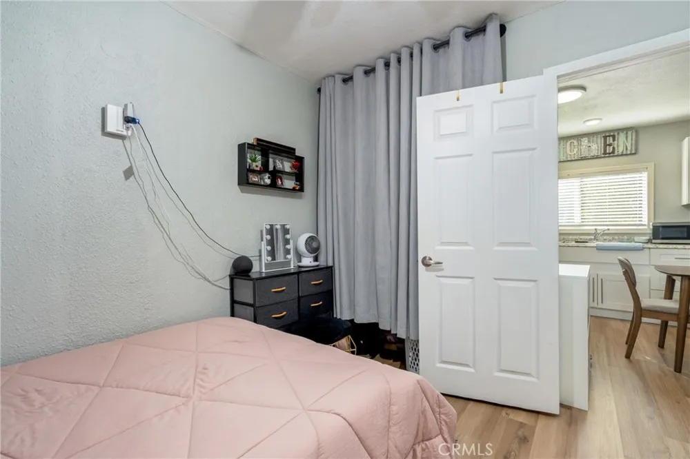 1333 Singingwood Pomona, CA 91767