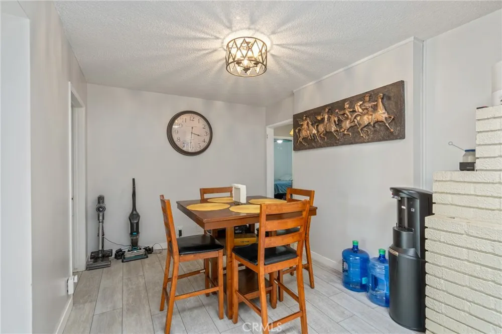 1333 Singingwood Pomona, CA 91767
