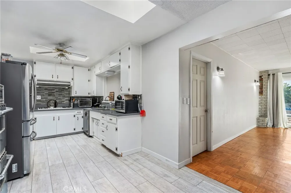 1333 Singingwood Pomona, CA 91767