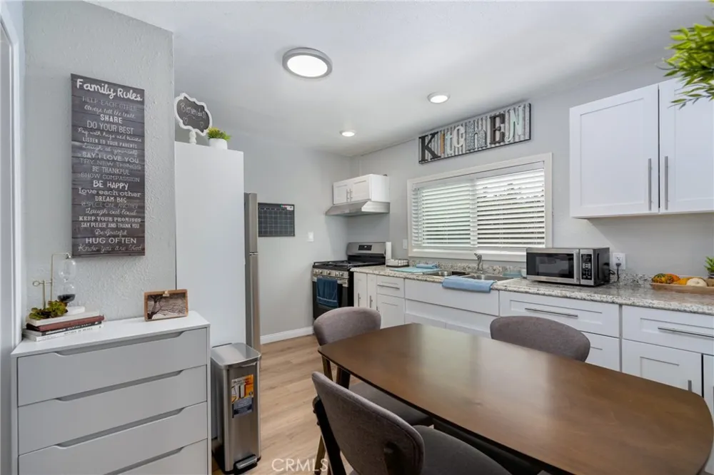 1333 Singingwood Pomona, CA 91767