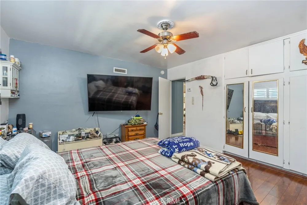 1333 Singingwood Pomona, CA 91767