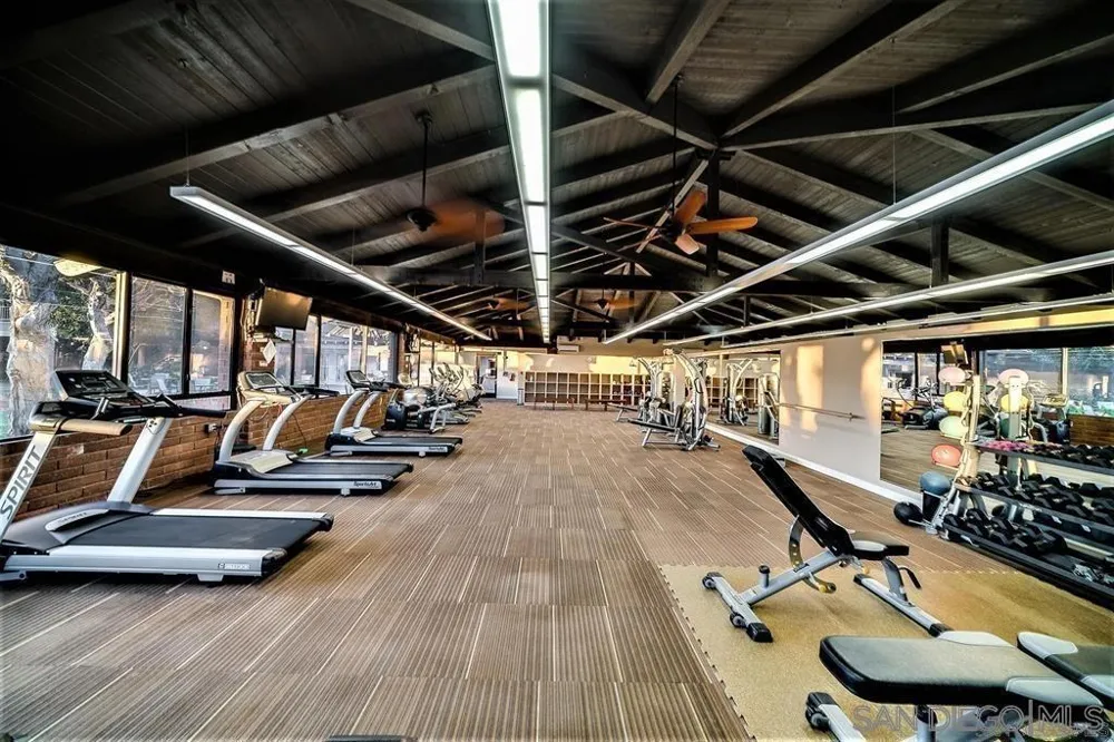 7102 San Bartolo St #11 Carlsbad, CA 92011