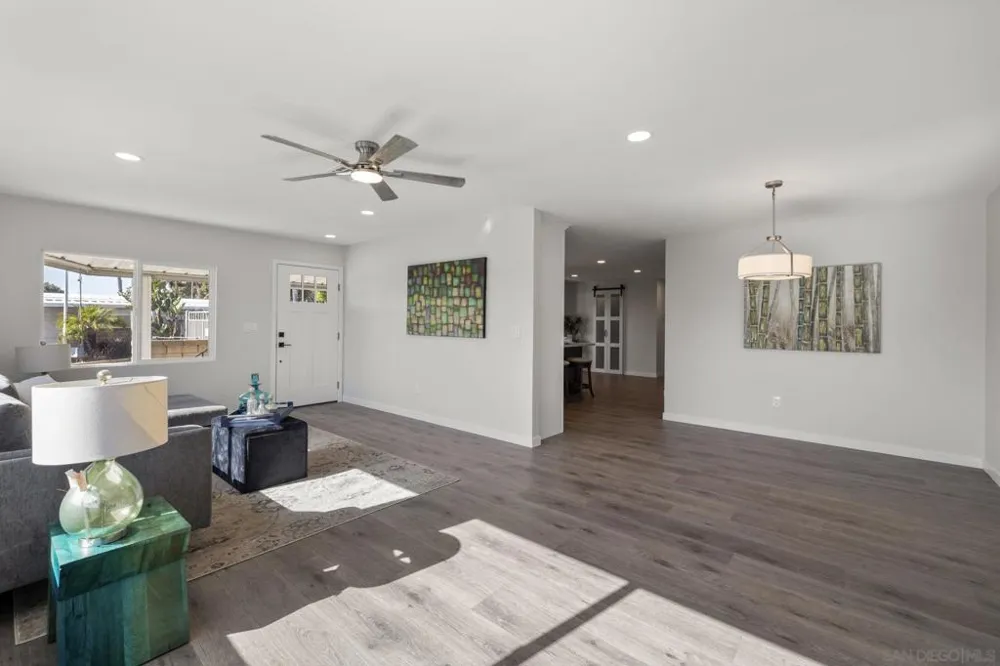 7102 San Bartolo St #11 Carlsbad, CA 92011
