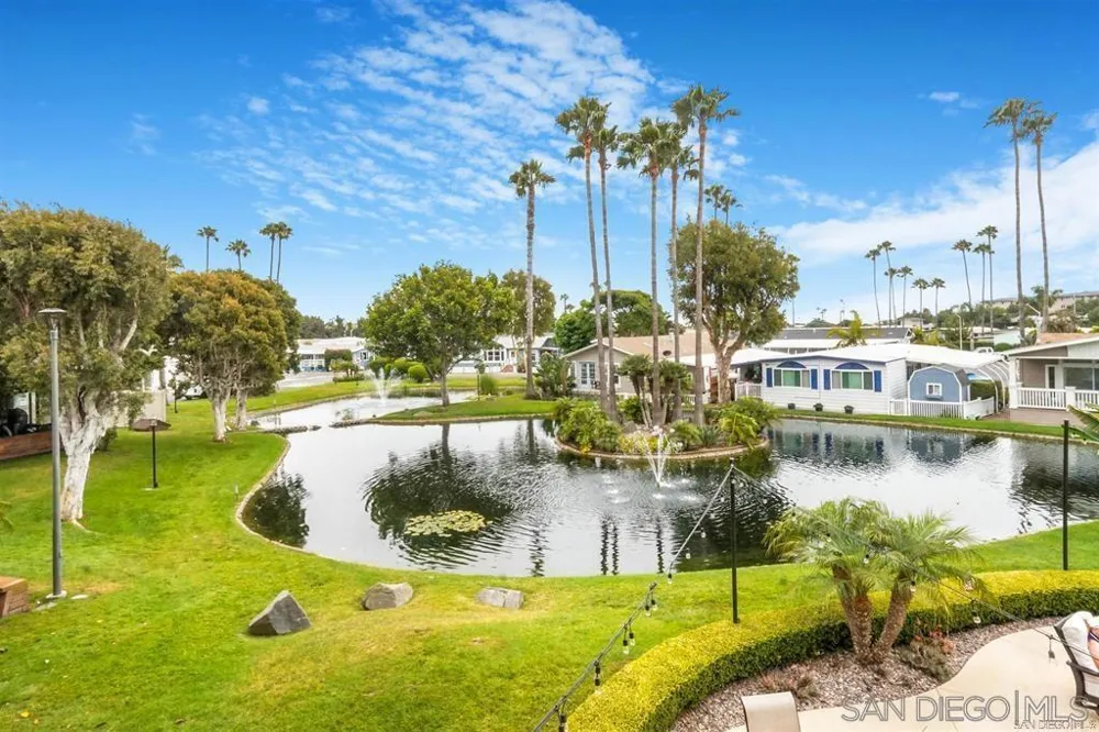 7102 San Bartolo St #11 Carlsbad, CA 92011