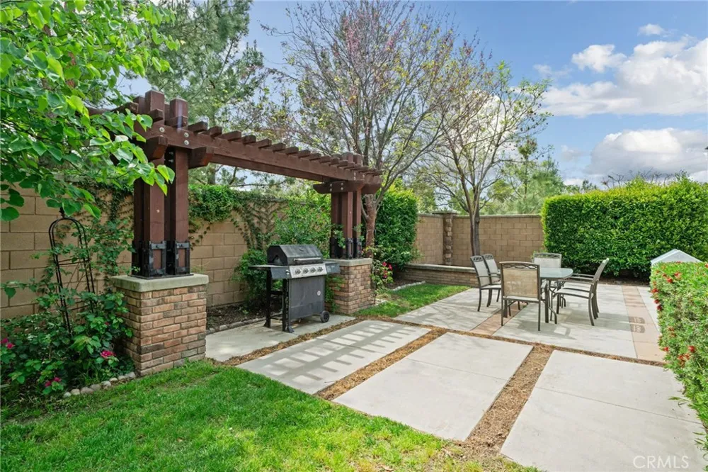 13101 Baxter Springs Rancho Cucamonga, CA 91739