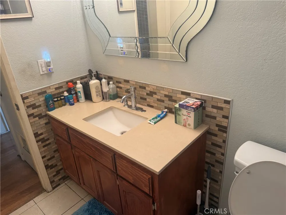 8634 Park #3 Bellflower, CA 90706