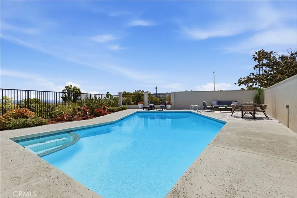 5123 Willow Wood Rolling Hills Estates, CA 90274