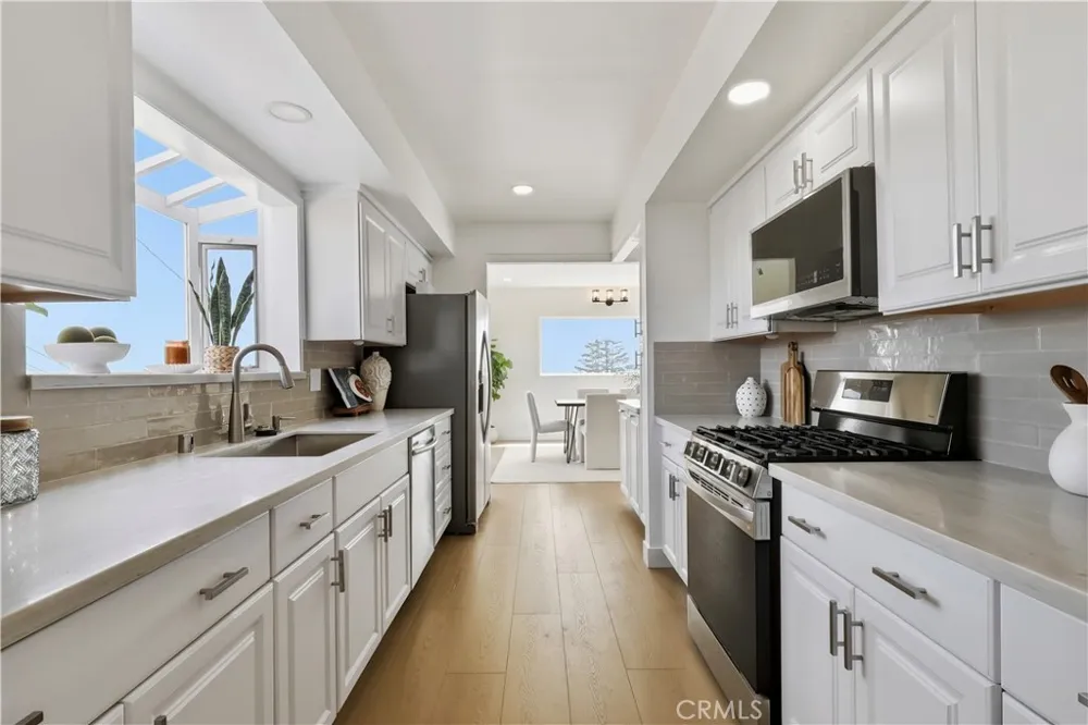 5123 Willow Wood Rolling Hills Estates, CA 90274