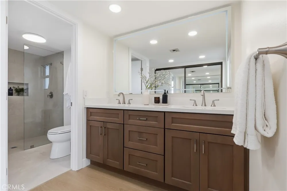 5123 Willow Wood Rolling Hills Estates, CA 90274