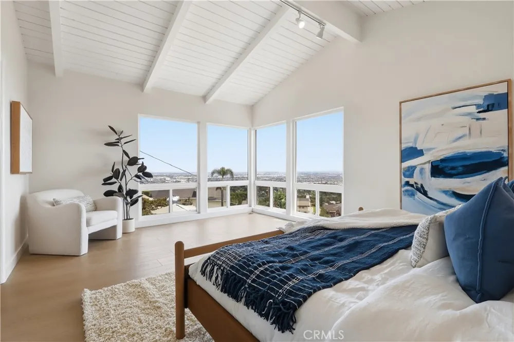 5123 Willow Wood Rolling Hills Estates, CA 90274