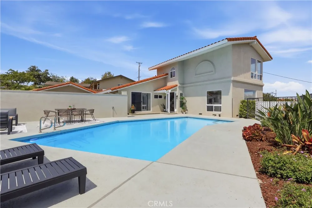 5123 Willow Wood Rolling Hills Estates, CA 90274