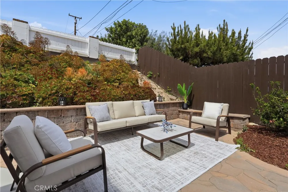 5123 Willow Wood Rolling Hills Estates, CA 90274