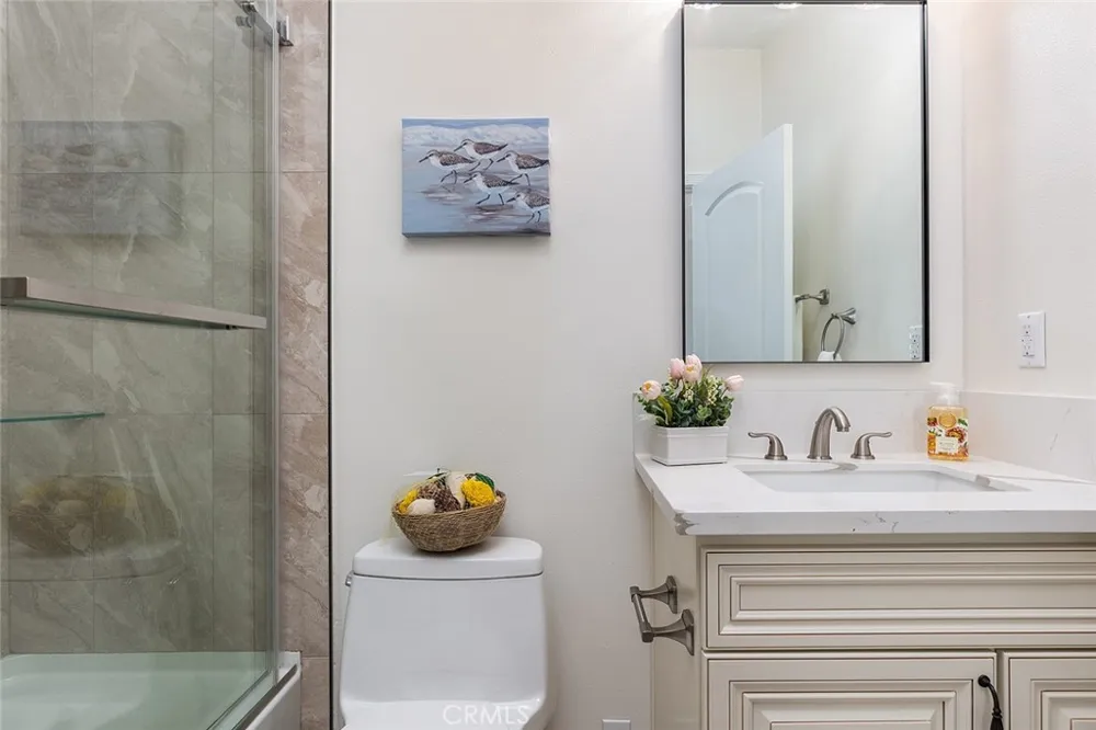 89 Grand Oaks Ave #103 Pasadena, CA 91107