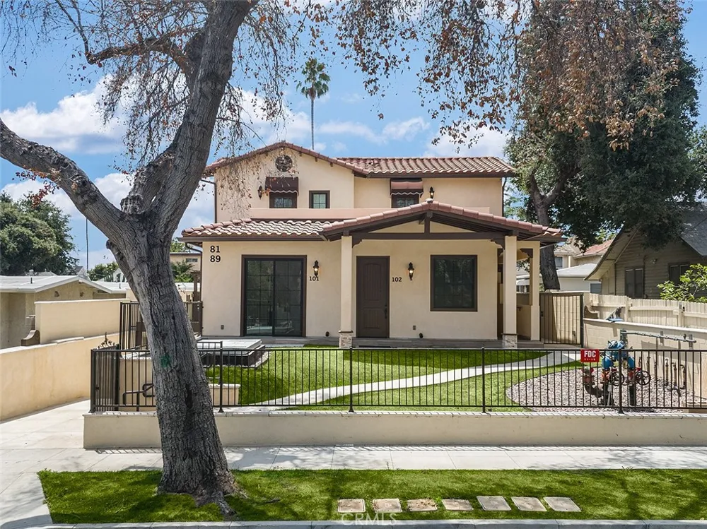 89 Grand Oaks Ave #103 Pasadena, CA 91107
