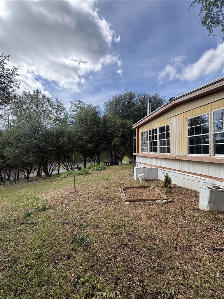 38833 Terri Lane Oakhurst, CA 93644