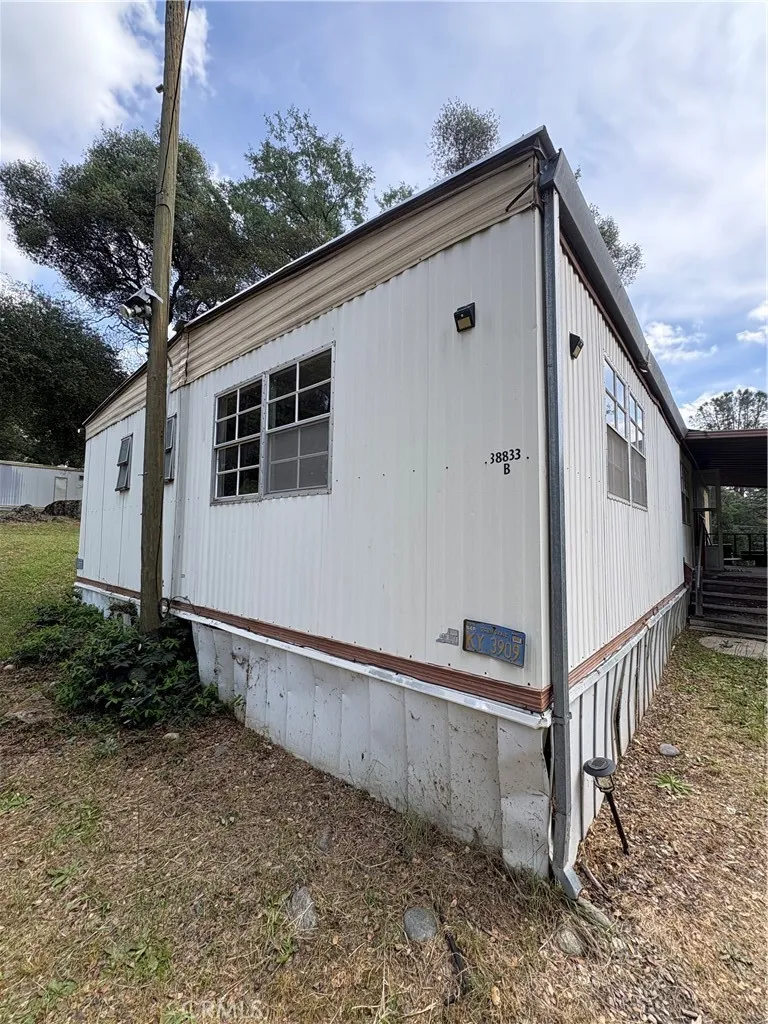 38833 Terri Lane Oakhurst, CA 93644
