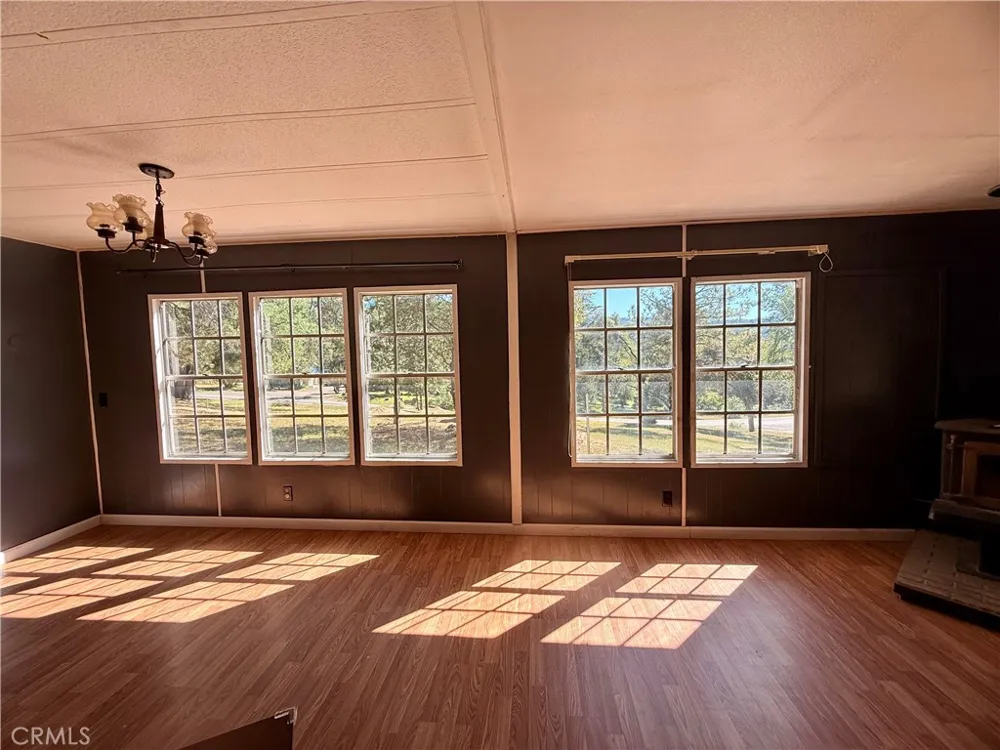 38833 Terri Lane Oakhurst, CA 93644