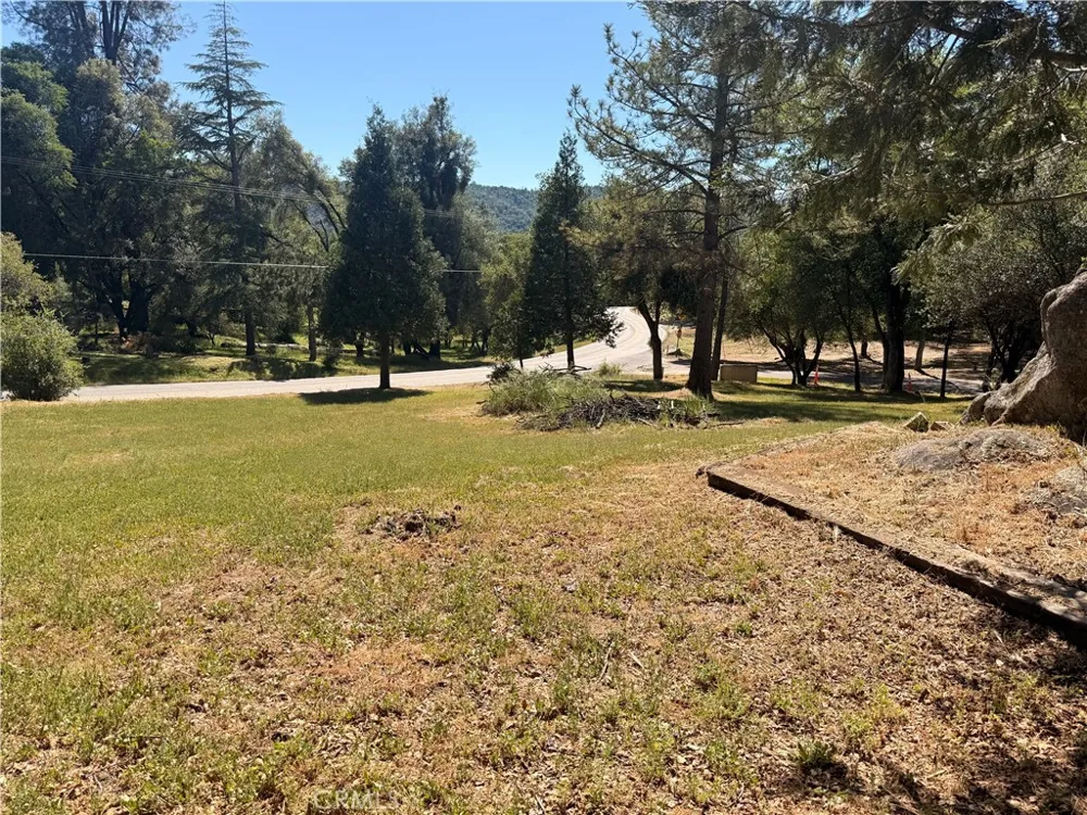 38833 Terri Lane Oakhurst, CA 93644