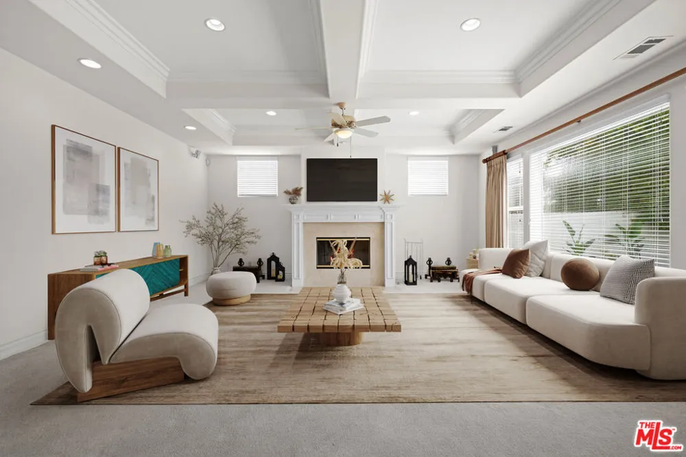 1756 Ruhland Avenue Manhattan Beach, CA 90266