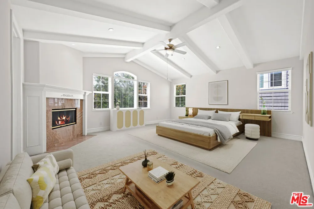 1756 Ruhland Avenue Manhattan Beach, CA 90266