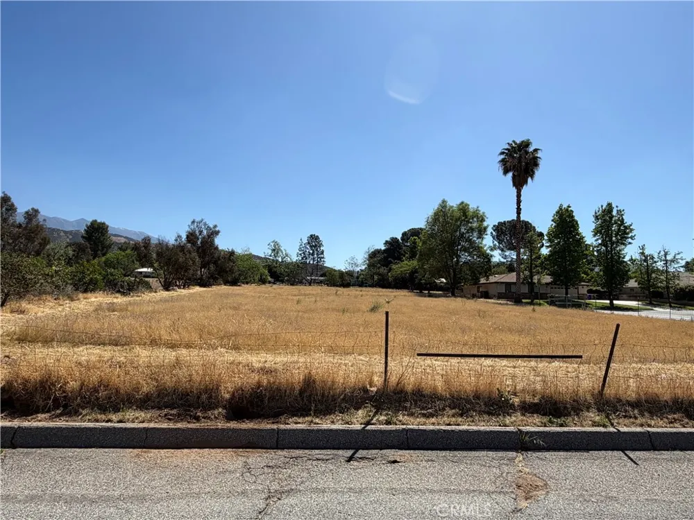 35392 Mountain View Yucaipa, CA 92399