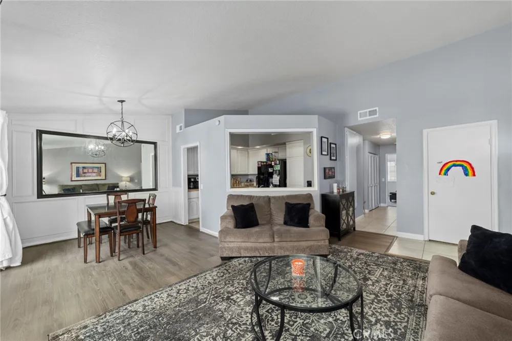 740 E San Bernardino Road #2 Covina, CA 91723