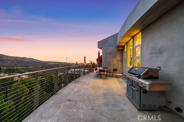 10182 Cowan Heights Drive North Tustin, CA 92705