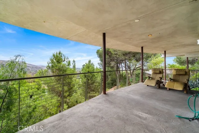 10182 Cowan Heights Drive North Tustin, CA 92705
