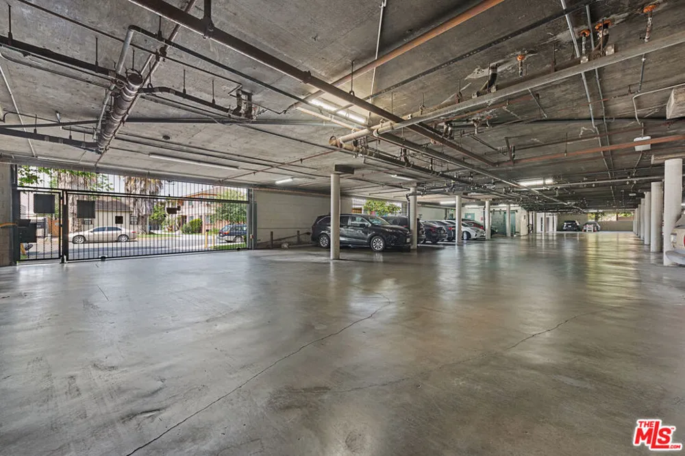550 W Regent Street #124 Inglewood, CA 90301