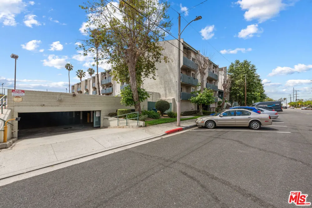 550 W Regent Street #124 Inglewood, CA 90301