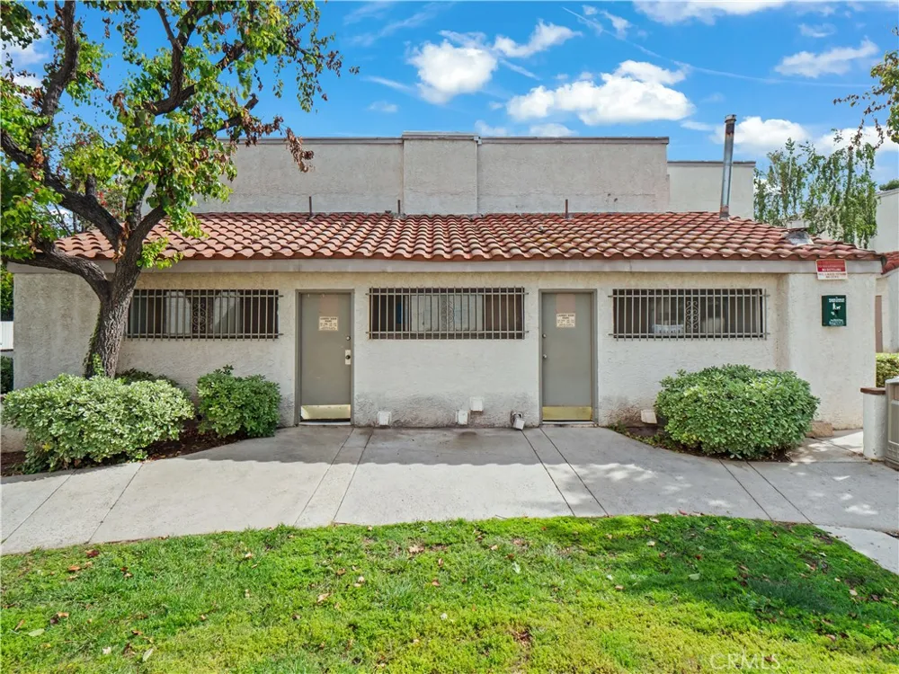 25011 Peachland Avenue #127 Newhall, CA 91321