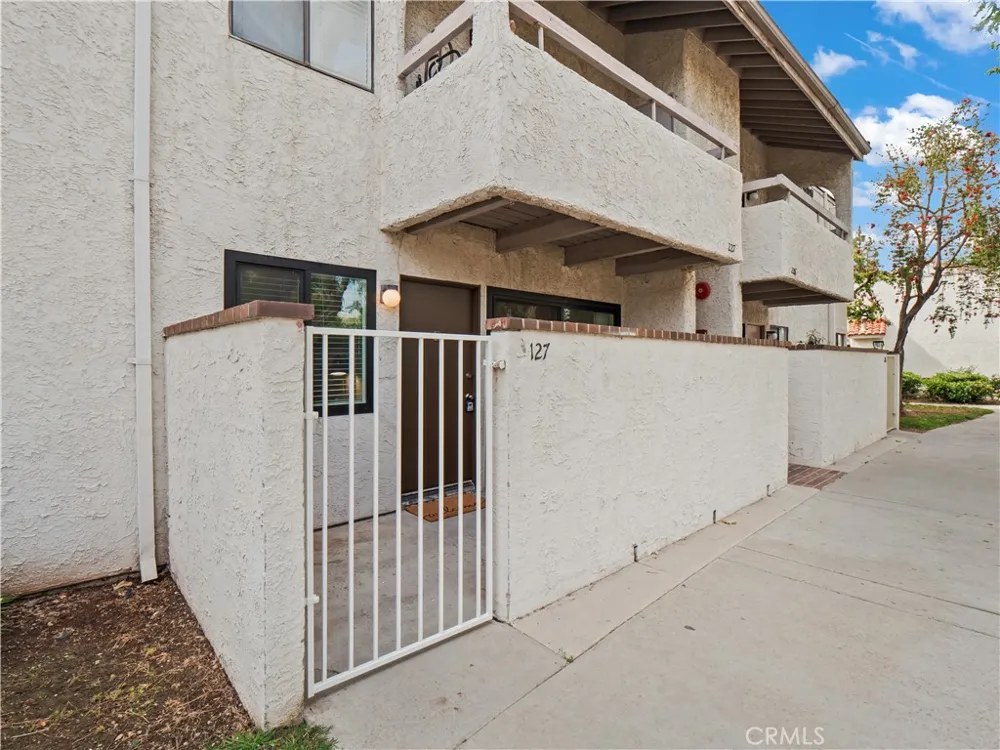 25011 Peachland Avenue #127 Newhall, CA 91321