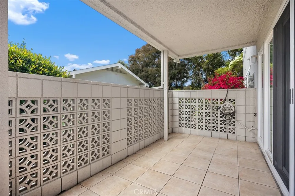 723 Avenida Majorca Laguna Woods, CA 92637