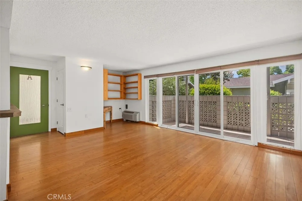 723 Avenida Majorca Laguna Woods, CA 92637