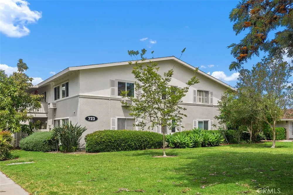 723 Avenida Majorca Laguna Woods, CA 92637