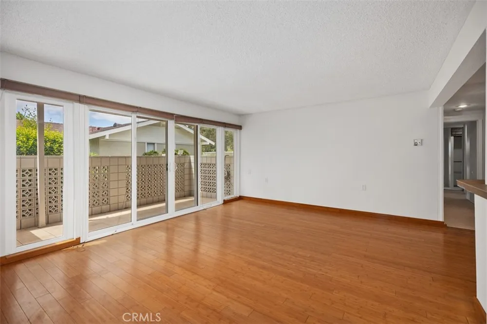 723 Avenida Majorca Laguna Woods, CA 92637
