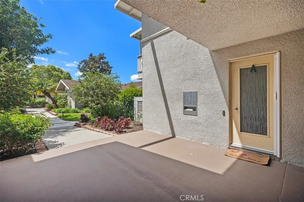 723 Avenida Majorca Laguna Woods, CA 92637