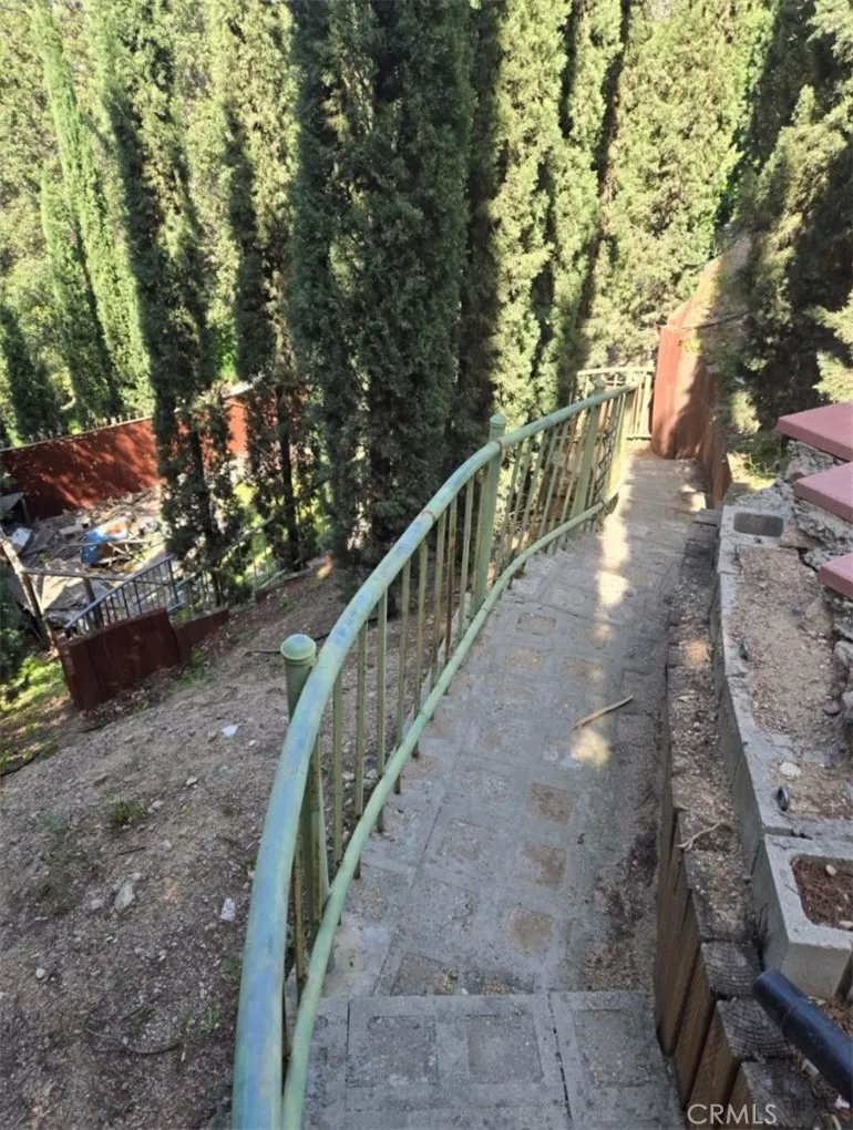 7138 Highcliff Trail Tujunga, CA 91042