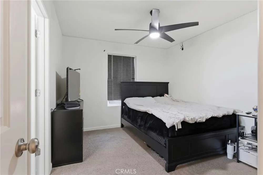 8716 Akero Bakersfield, CA 93307