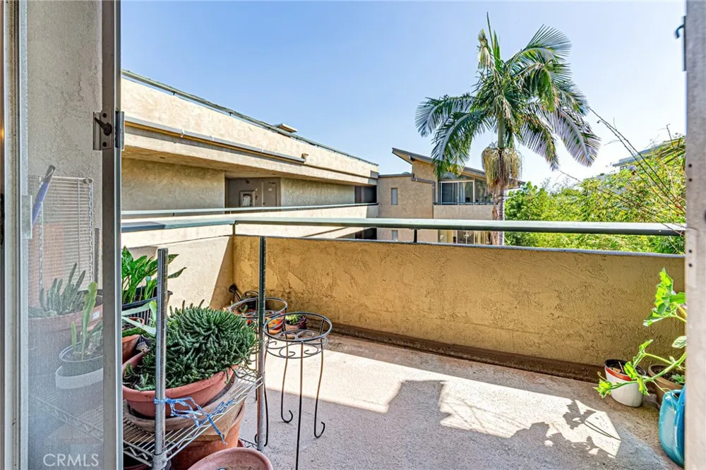 960 SAN PASQUAL STREET Pasadena, CA 91106