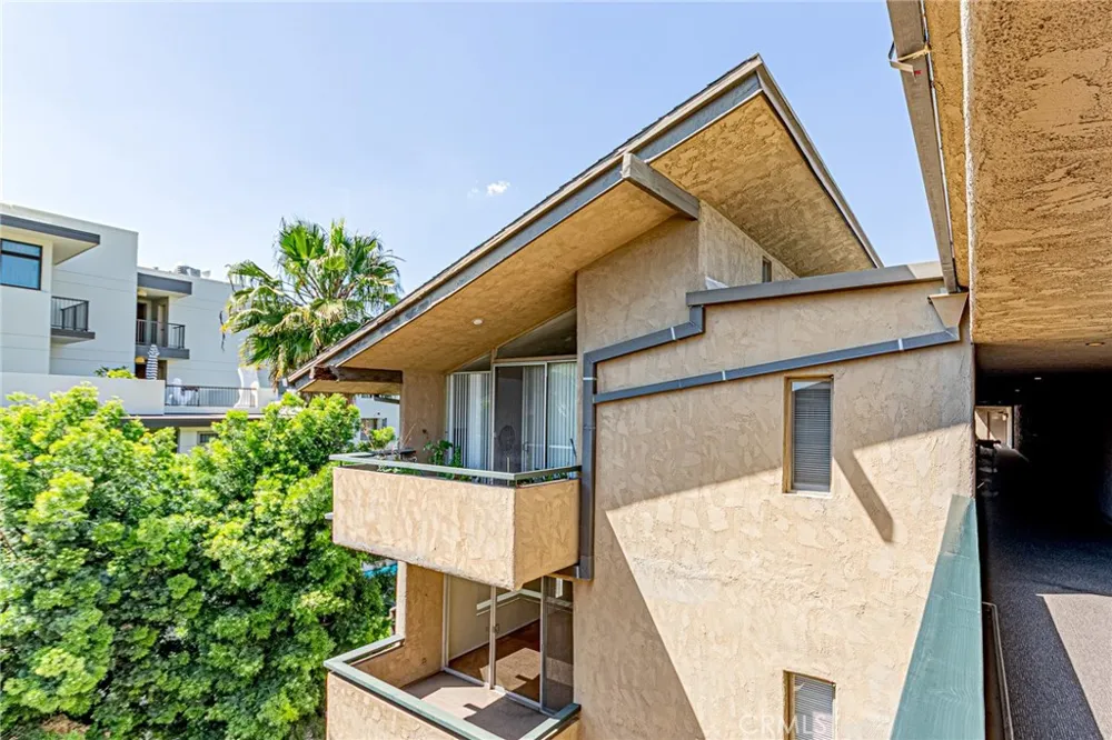 960 SAN PASQUAL STREET Pasadena, CA 91106