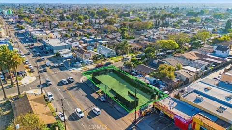 5841 S Normandie