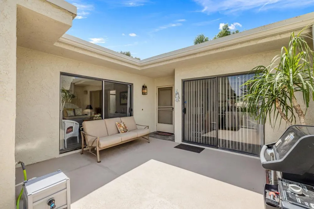 34939 Calle Sama Cathedral City, CA 92234