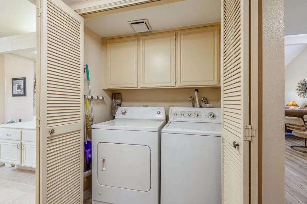 34939 Calle Sama Cathedral City, CA 92234