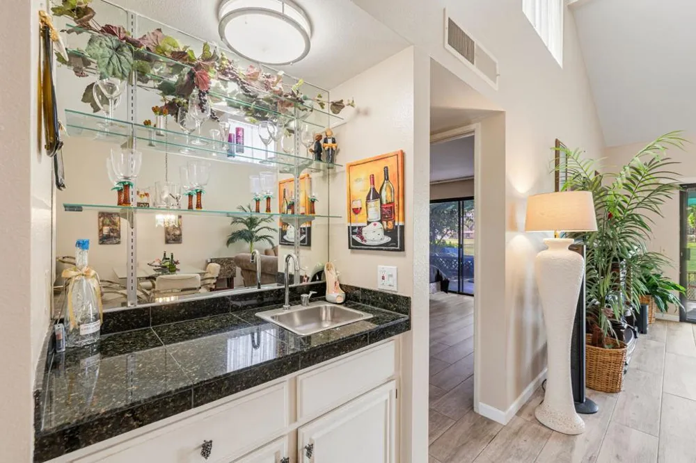 34939 Calle Sama Cathedral City, CA 92234