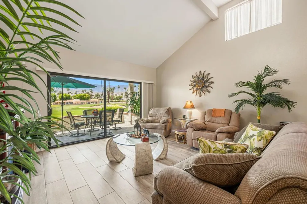 34939 Calle Sama Cathedral City, CA 92234