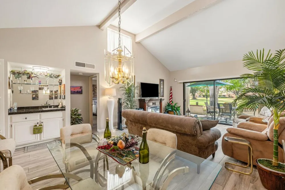 34939 Calle Sama Cathedral City, CA 92234