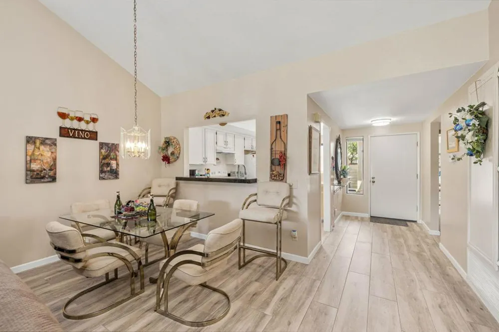 34939 Calle Sama Cathedral City, CA 92234