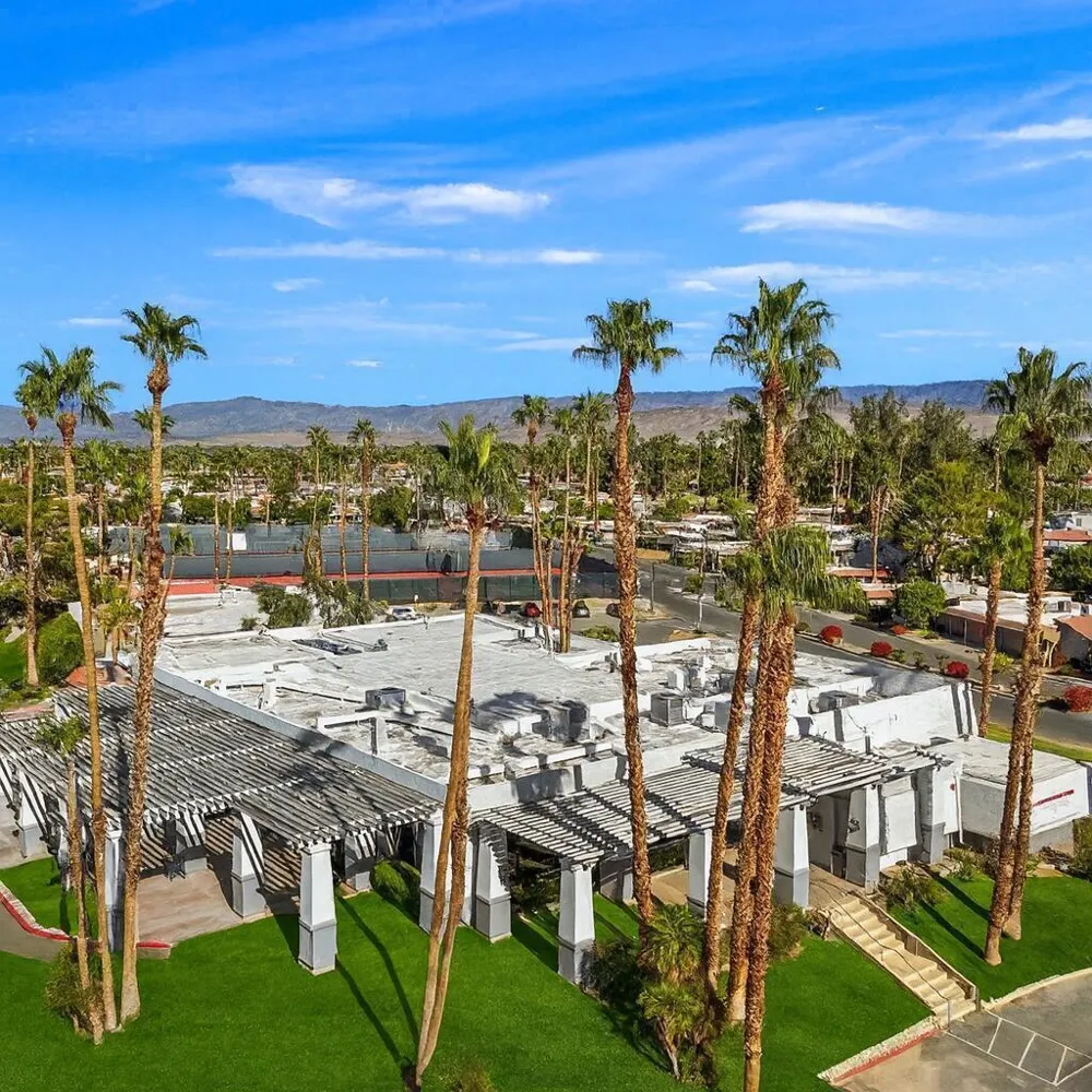 34939 Calle Sama Cathedral City, CA 92234