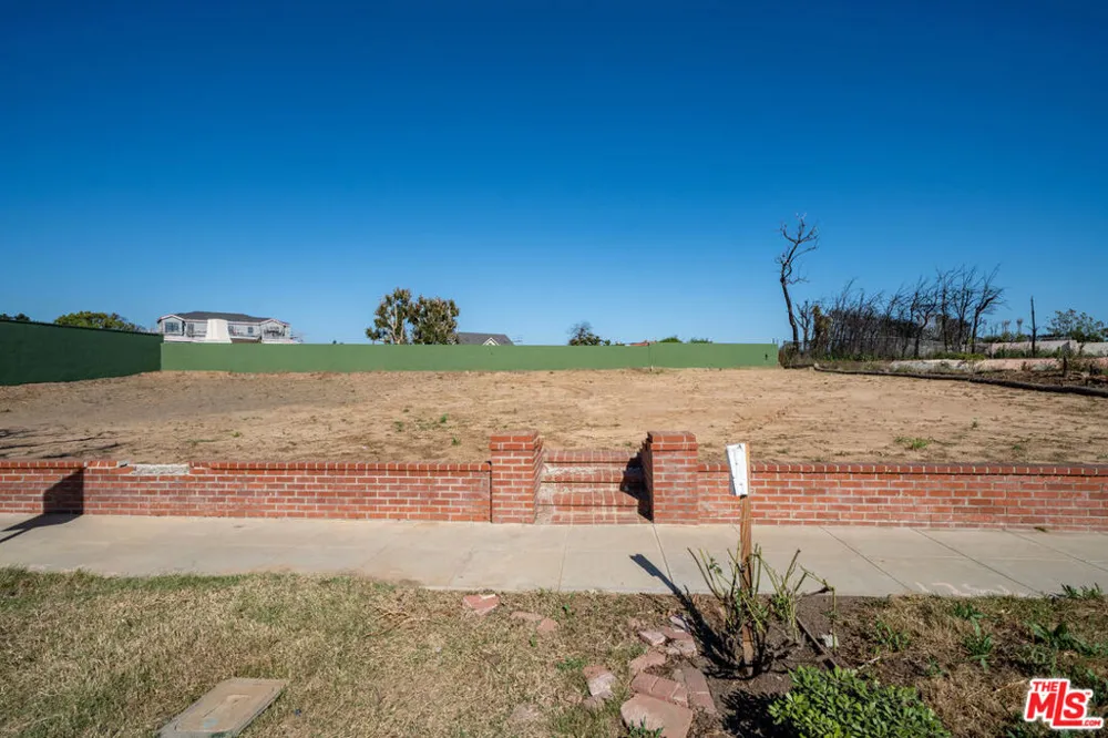746 Alma Real Drive Pacific Palisades, CA 90272